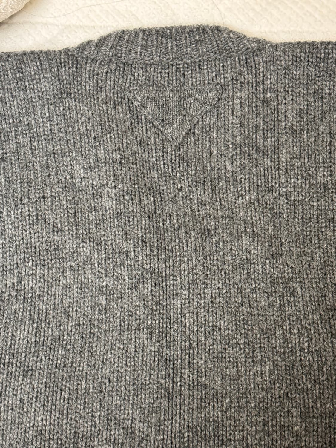 Prada 프라다 22fw 울 캐시미어 니트 38사이즈 상품이미지6