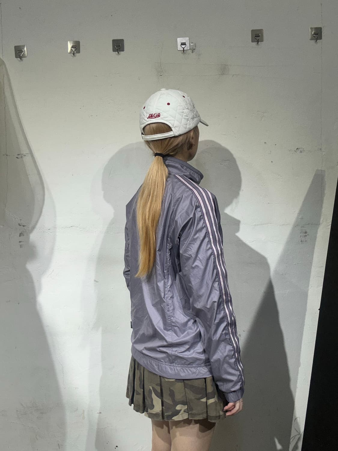 아디다스 그레이 핑크 삼선 오버핏 바람막이 자켓 L 상품이미지3