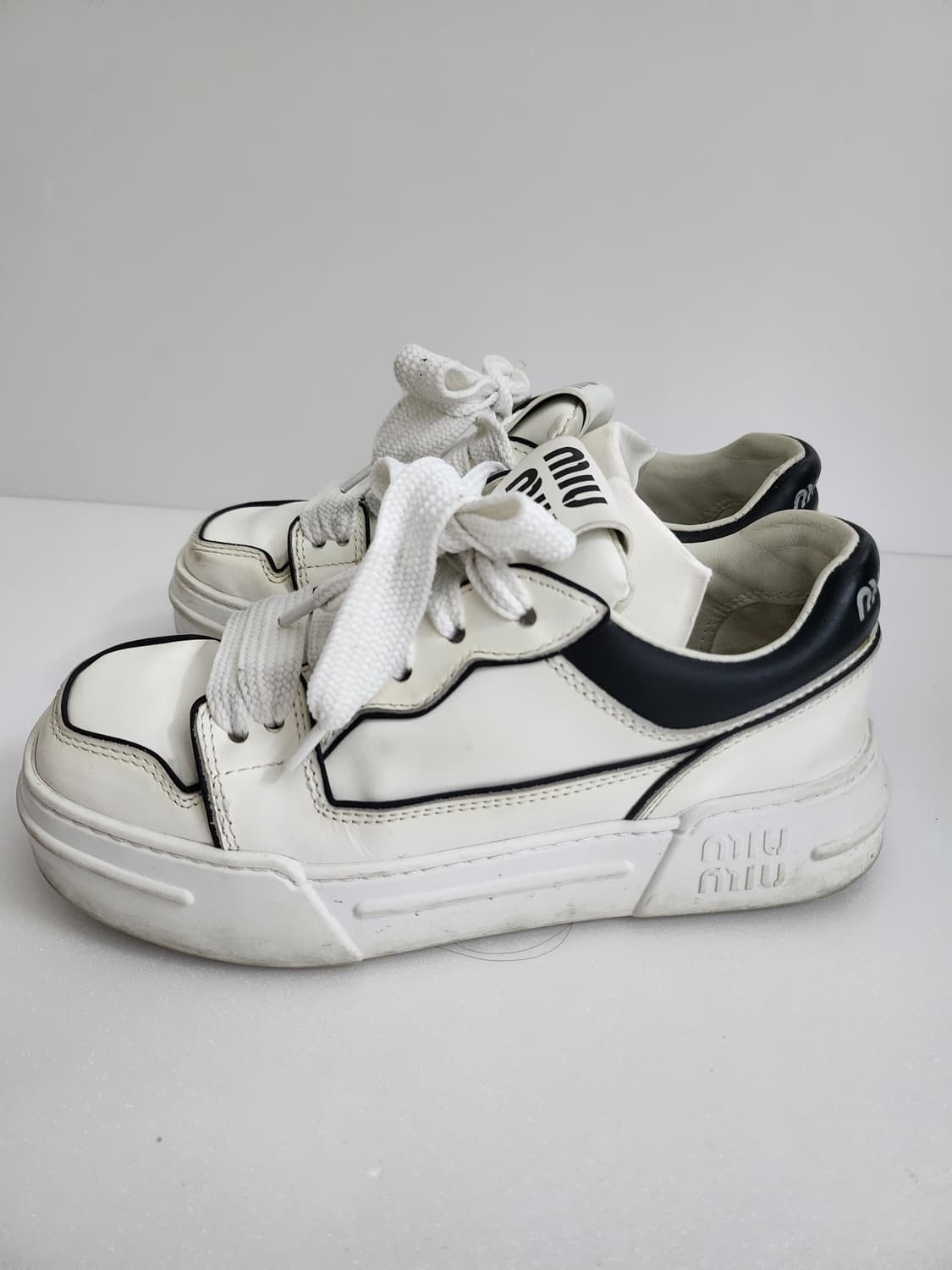 미우미우 스니커즈 여성운동화  상품이미지2