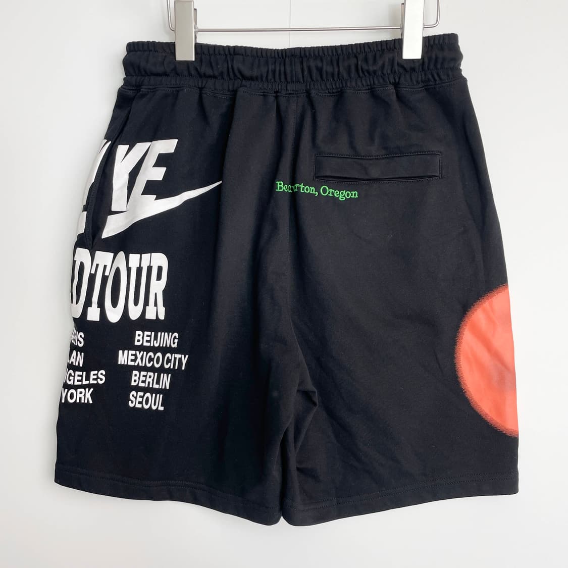 F2 나이키 NSW 월드 투어 프렌치 테리 쇼츠 블랙 M사이즈 상품이미지2