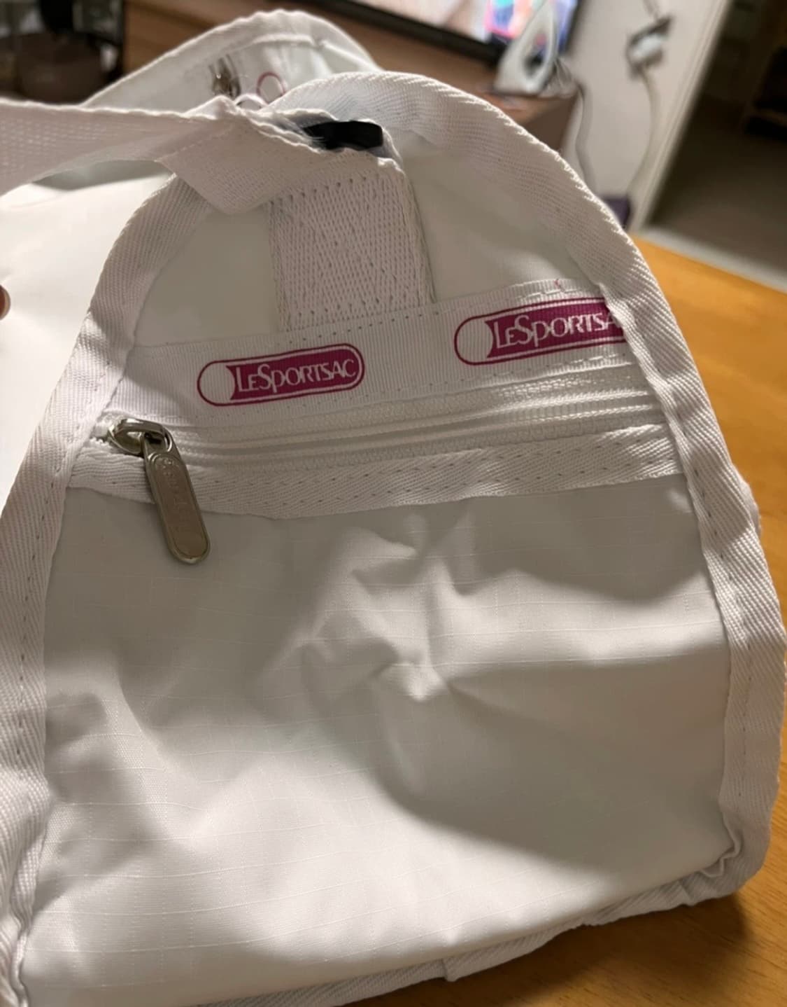 LeSportSac 레스포삭 화이트 루루 크로스백 상품이미지5