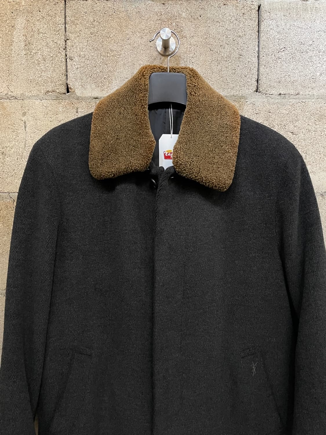입생로랑 쉐르파 카라 싱글 울 코트  상품이미지2