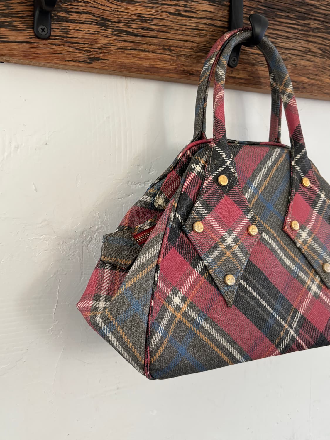 Vivienne Westwood 비비안웨스트우드 타탄 체크 핸드백 상품이미지2