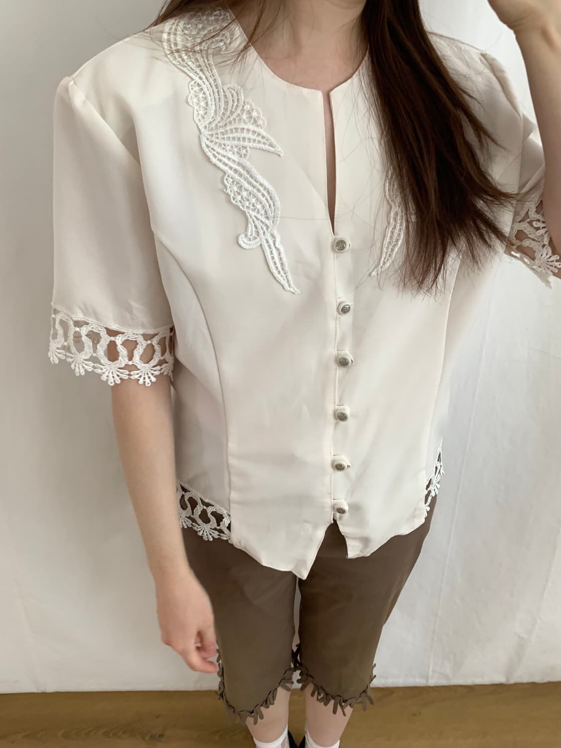Ivory Lace Detail Blouse (Europe) 상품이미지1