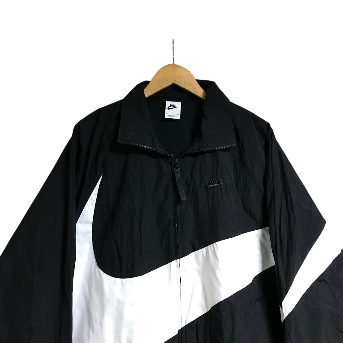 나이키 신형라인 빅로고 바람막이자켓 상품이미지2
