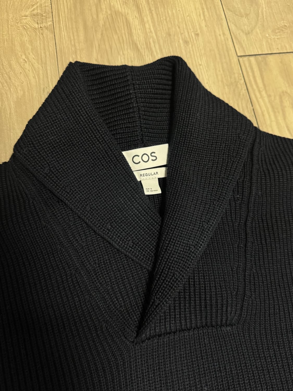 코스 COS / 숄카라 니트 네이비 / M ( 100 ) 상품이미지1