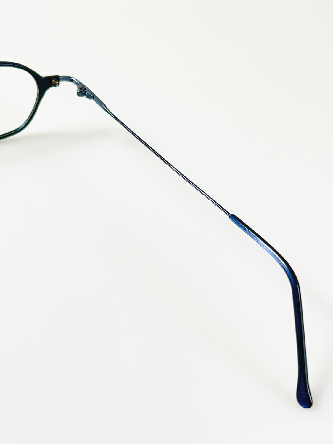 90s 네이비 슬림 오벌 메탈 프레임 빈티지 안경 상품이미지6