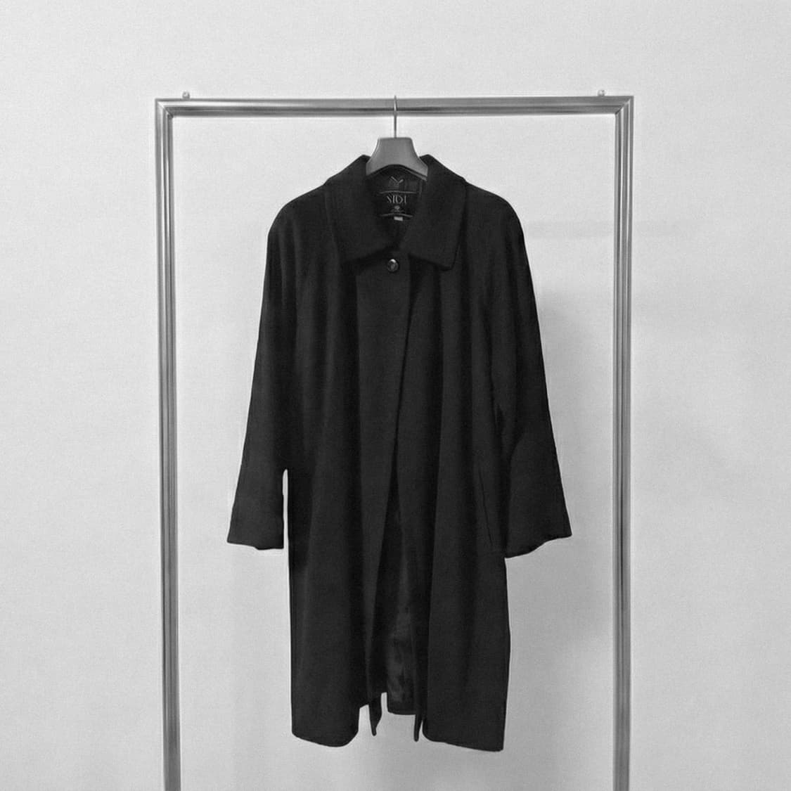 [Vintage] 100% Cashmere Black Coat 상품이미지1