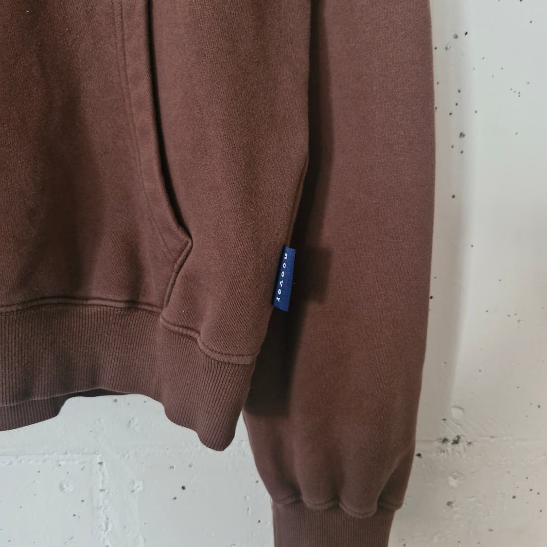 앤커버 브라운 로고 후드티 F 상품이미지2