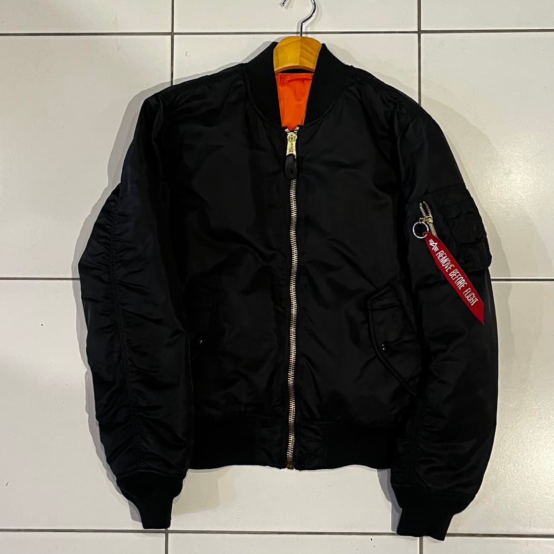 알파인더스트리 MA-1 봄버 자켓 상품이미지1