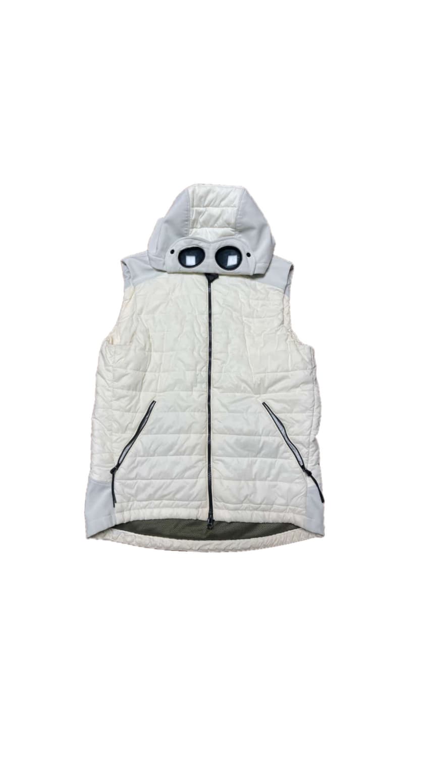 C.P. company goggle hooded vest (정품) 상품이미지1