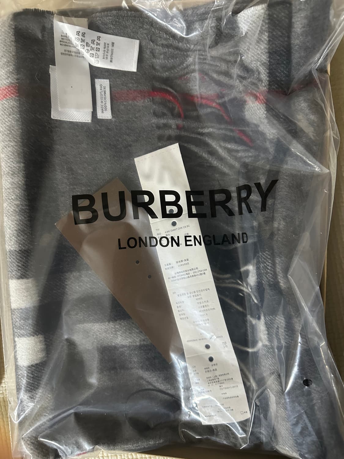 버버리 100% 캐시미어 머플러 남여공용 상품이미지8