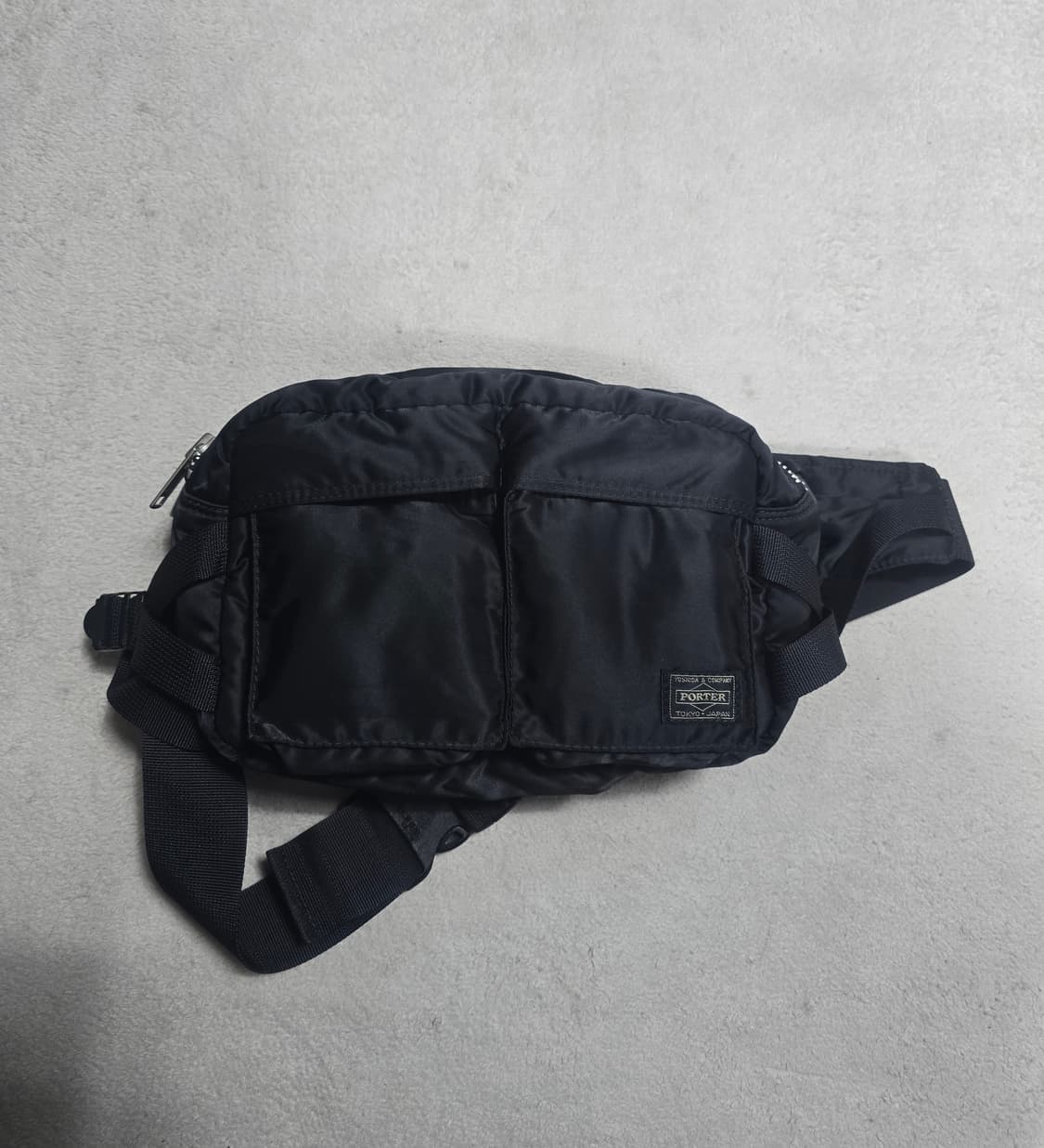 요시다포터 탱커 힙백 블랙 상품이미지1