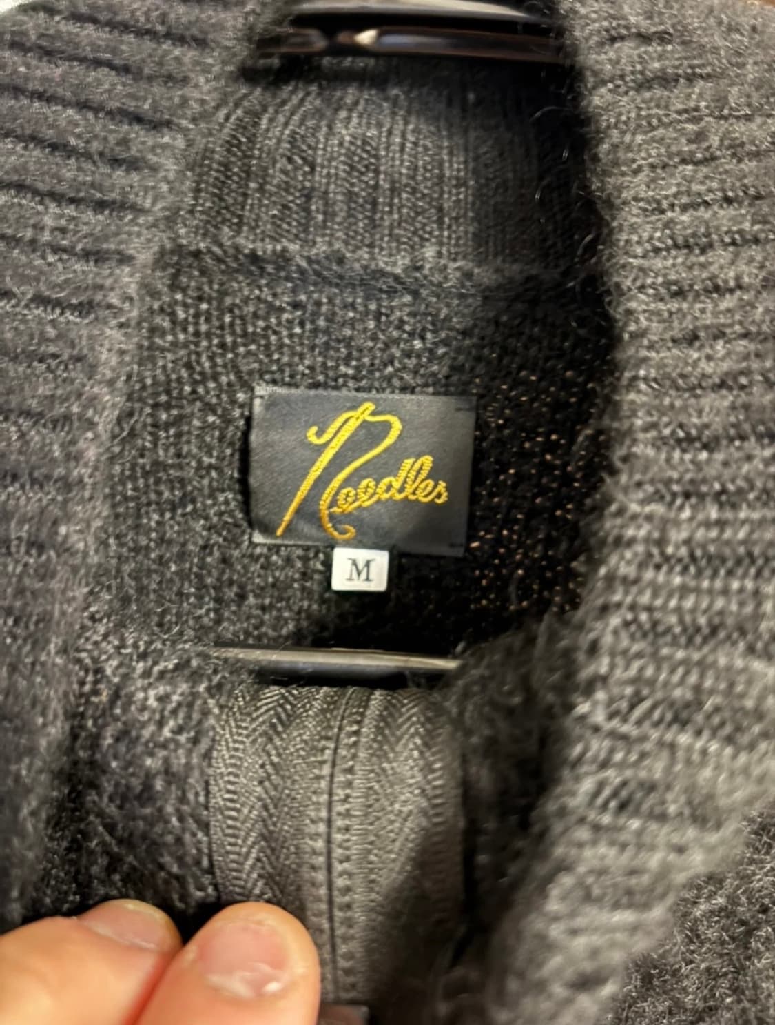 니들스 니트 집업 상품이미지2