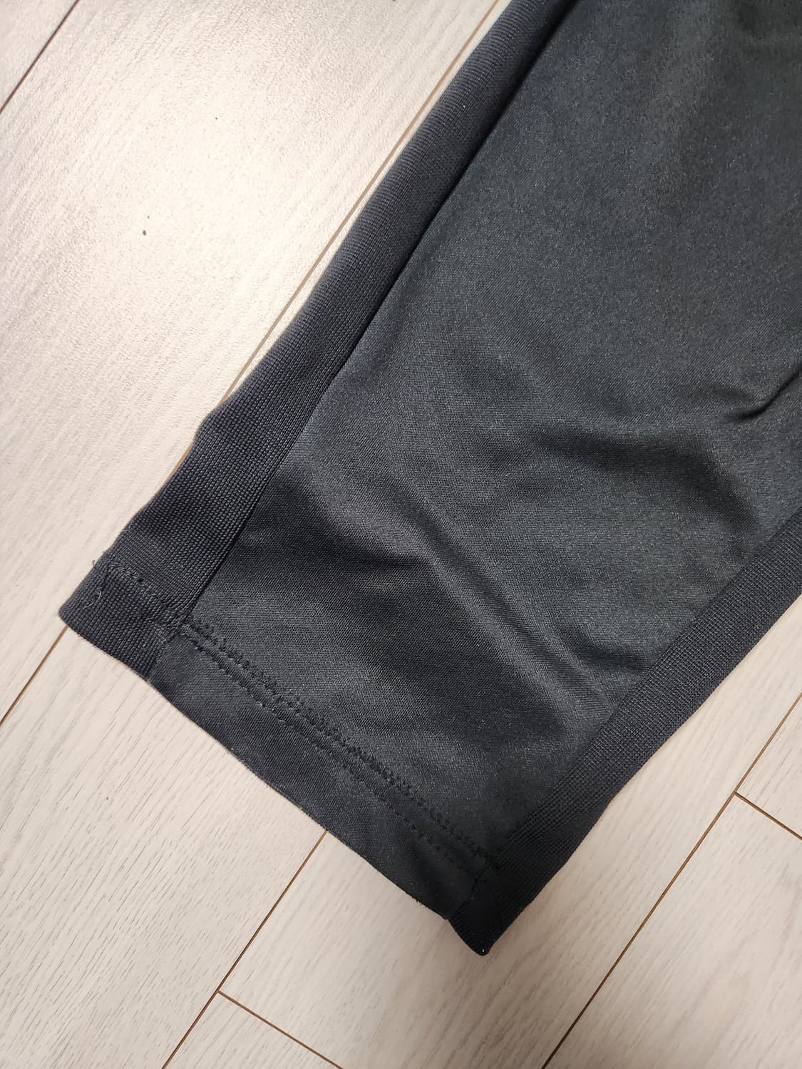 나이키 드라이핏 트레이닝복 상하의 세트 사이즈L

전체적으로 사용감있고  상품이미지6