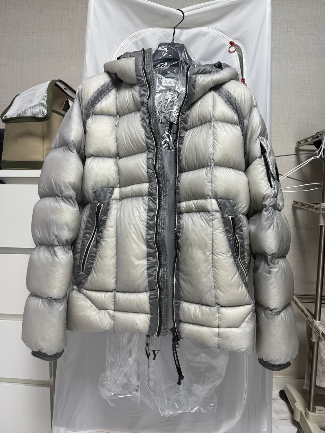 cp company 디디쉘 한국한정 루나락 컬러 새상품 L사이즈 상품이미지3