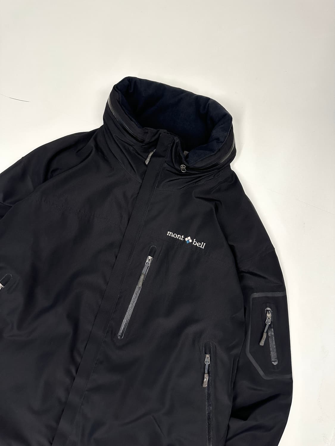 몽벨 라이트 테크니컬 바람막이 상품이미지1