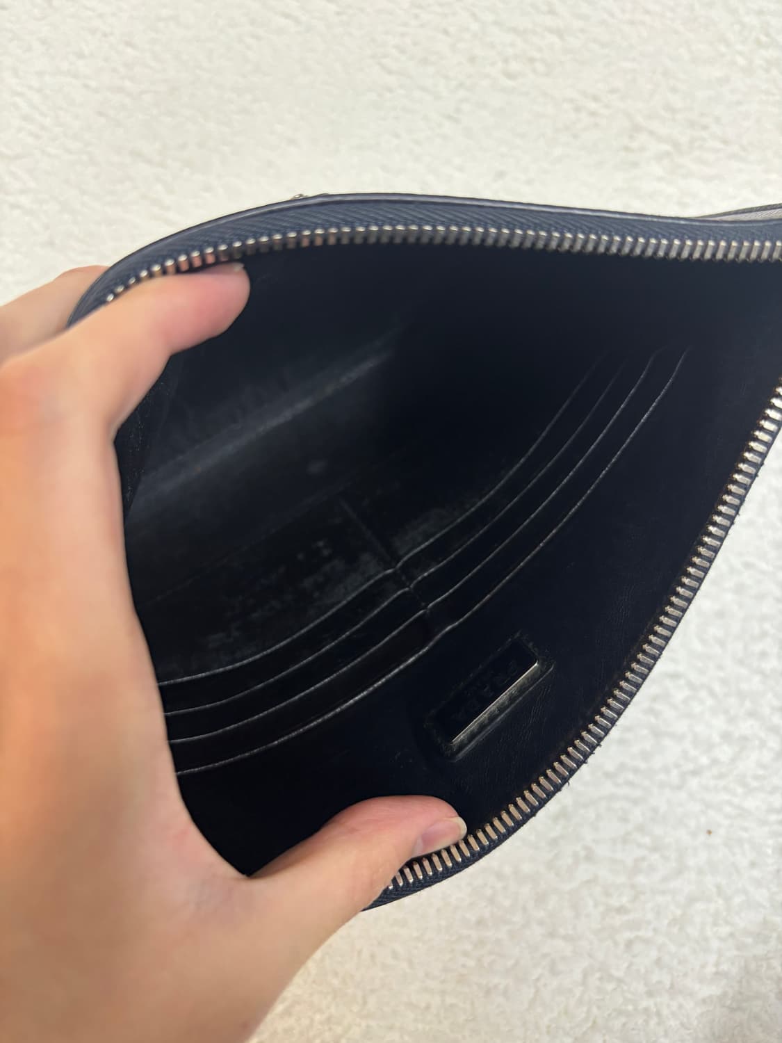 프라다 사피아노 레더 클러치 상품이미지7