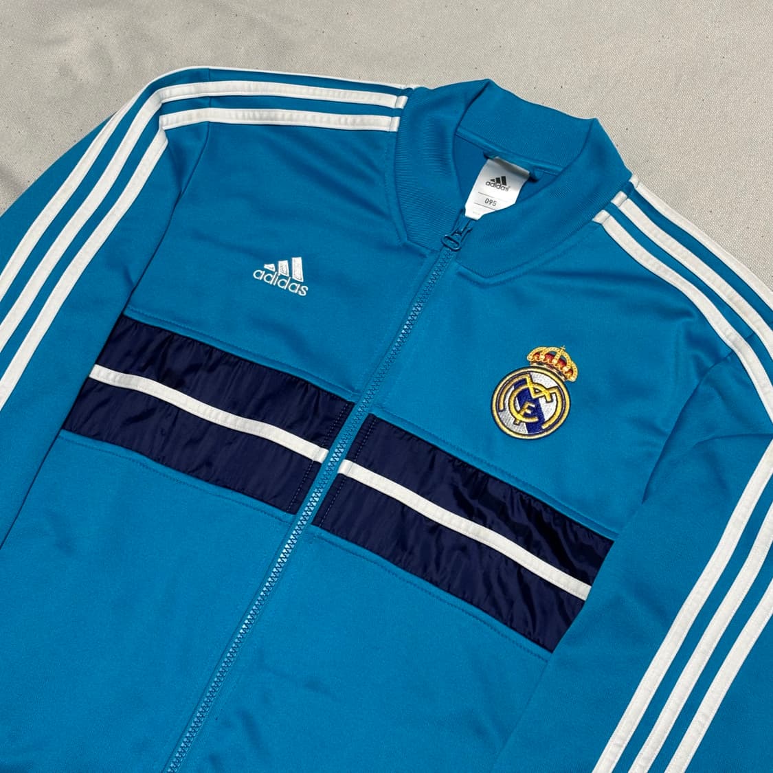 95 아디다스 레알 마드리드 스카이블루 트랙탑 상품이미지1
