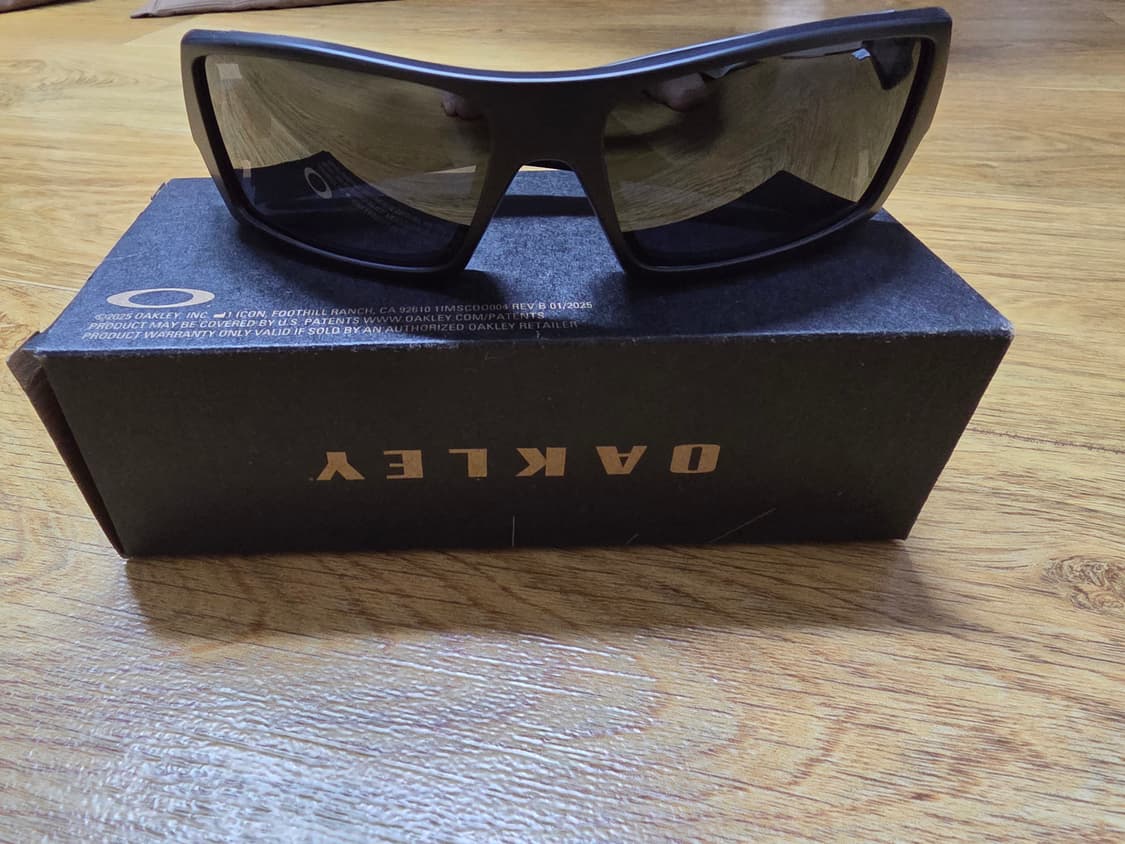 오클리 가스캔 선글라스 상품이미지1