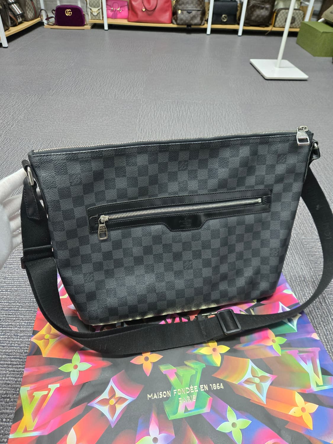 [특가][정품] 루이비통 다미에 메신저백 상품이미지1