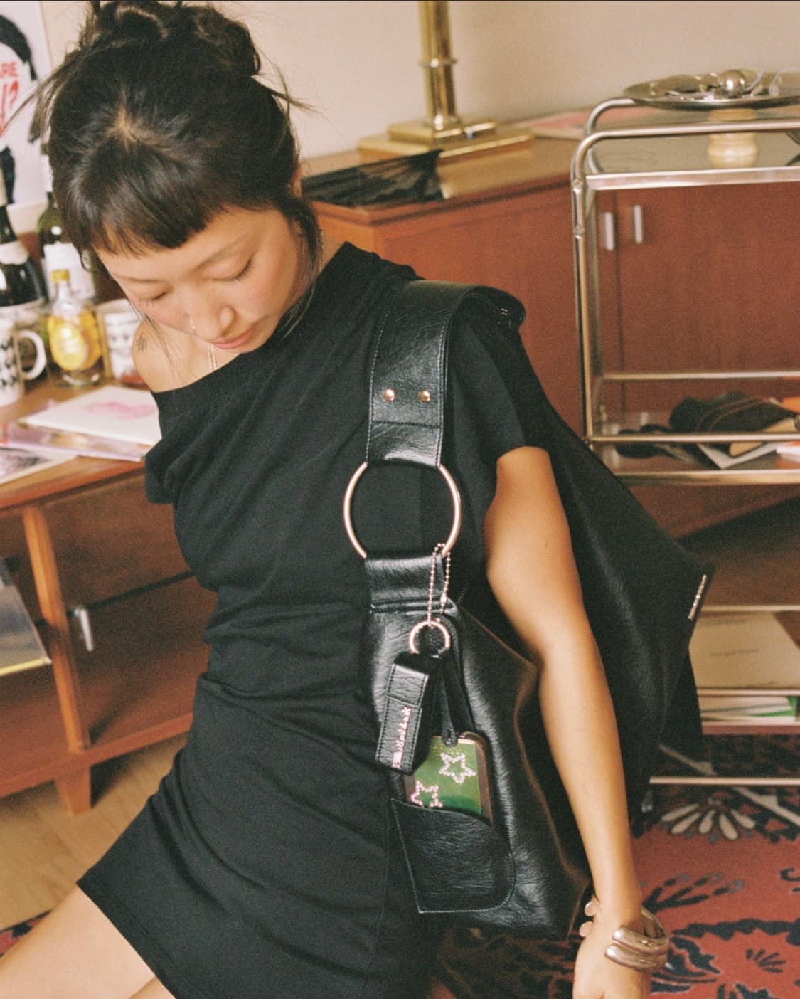 (필인더블랭크 X 다샤) D wide strap bag (black) 상품이미지2