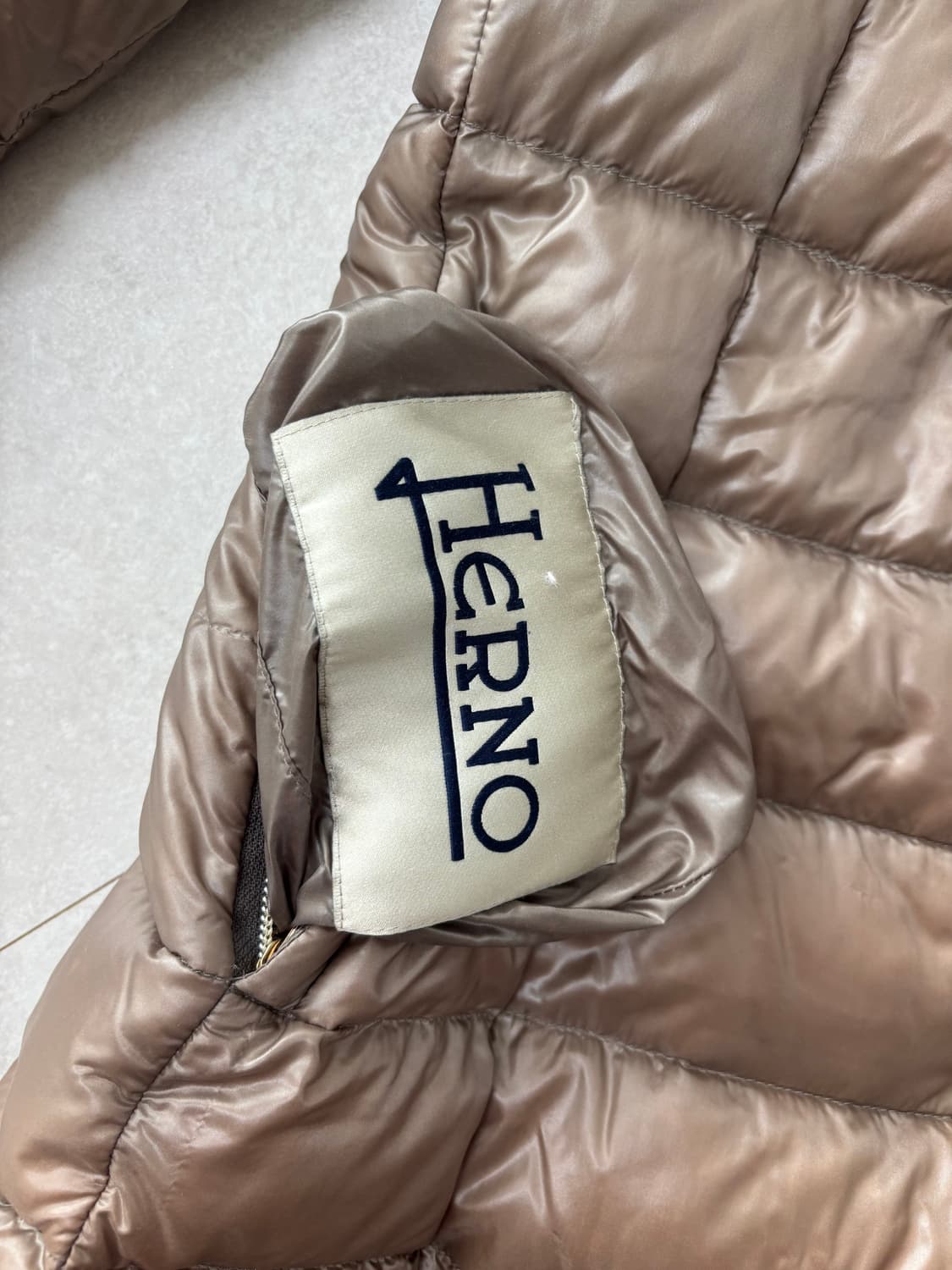 에르노 여성 패딩 42사이즈 상품이미지2