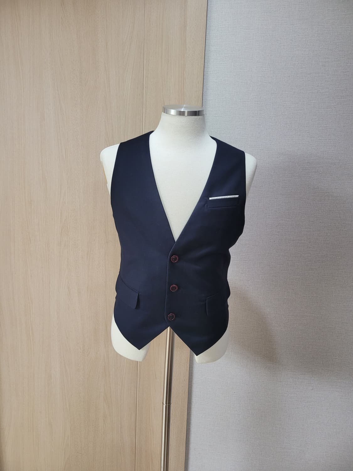 스파오포맨 SPAO for men 3버튼 조끼 100 네이비 상품이미지2