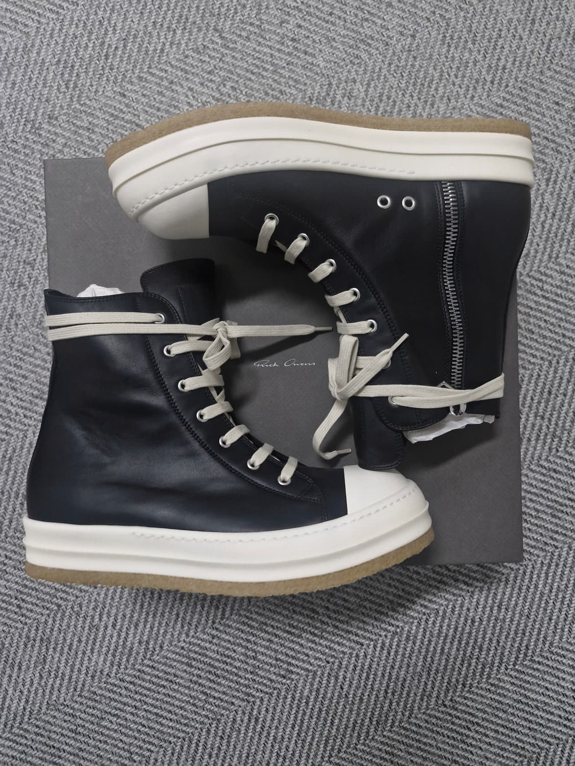 (풀구성품/미시착새상품) 릭오웬스 크립 라몬즈 43사이즈 상품이미지1