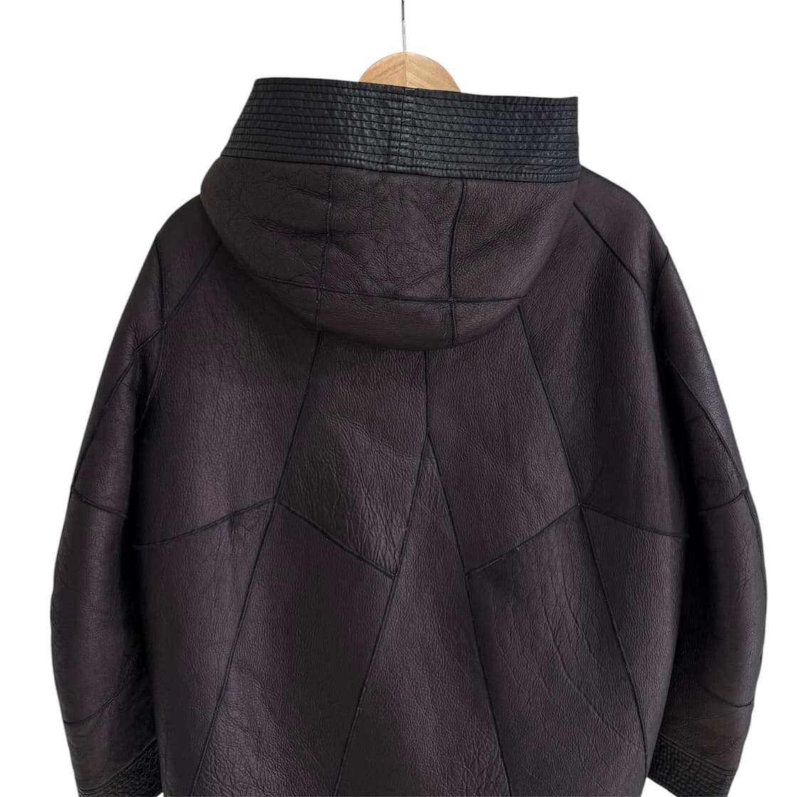 헬무트랭 쉽 스킨 시어링 레더 후드 자켓 상품이미지4