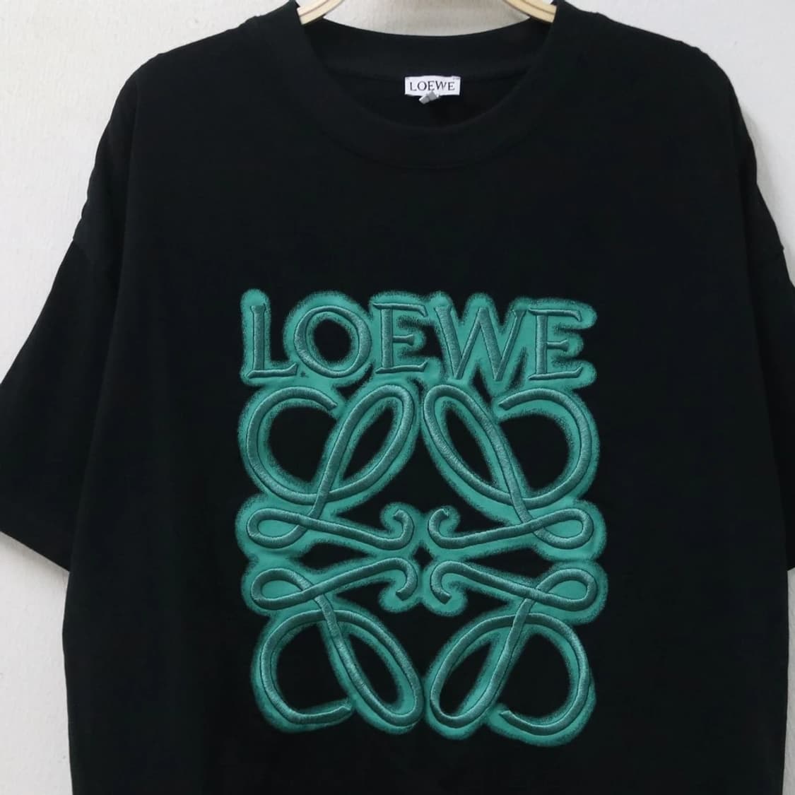 로에베 자수 로고 반팔 티셔츠 66377 상품이미지3