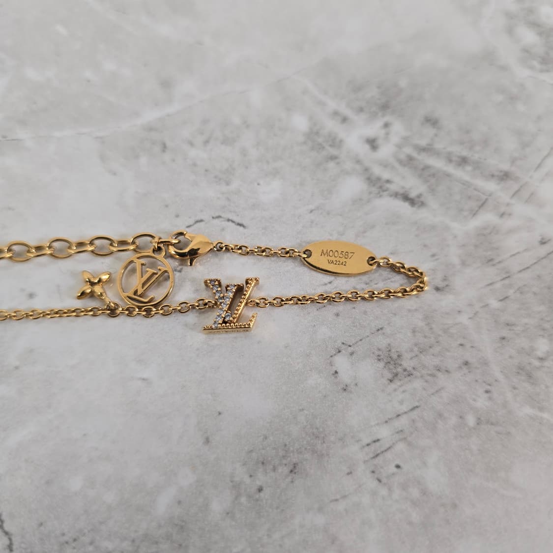 루이비통 LV 아이코닉 팔찌 M00587 판매 상품이미지2