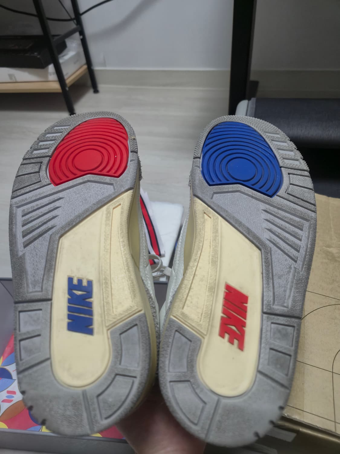 조던 3 서울 2.0 레트로 245mm 상품이미지5