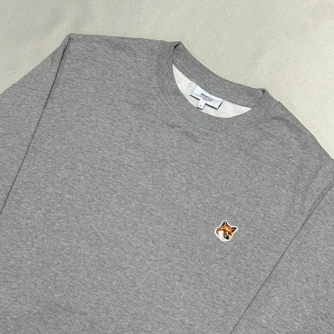 L 메종키츠네 폭스헤드 그레이 맨투맨 상품이미지1