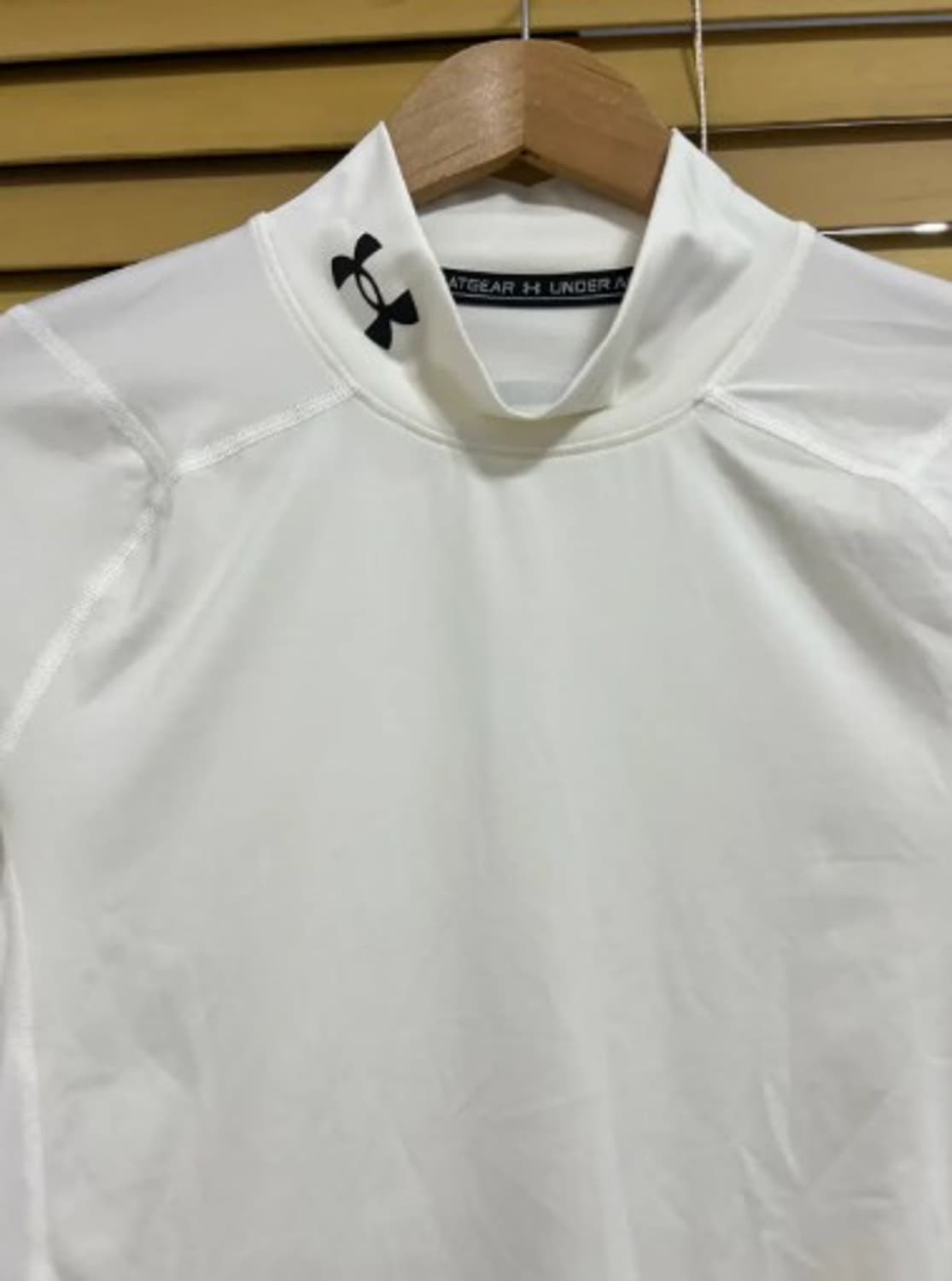 언더아머 여성 기능성 하프터틀넥 이너티셔츠 L 상품이미지1