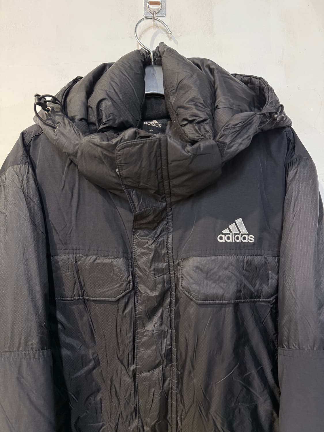 아디다스 블랙 패딩 상품이미지2