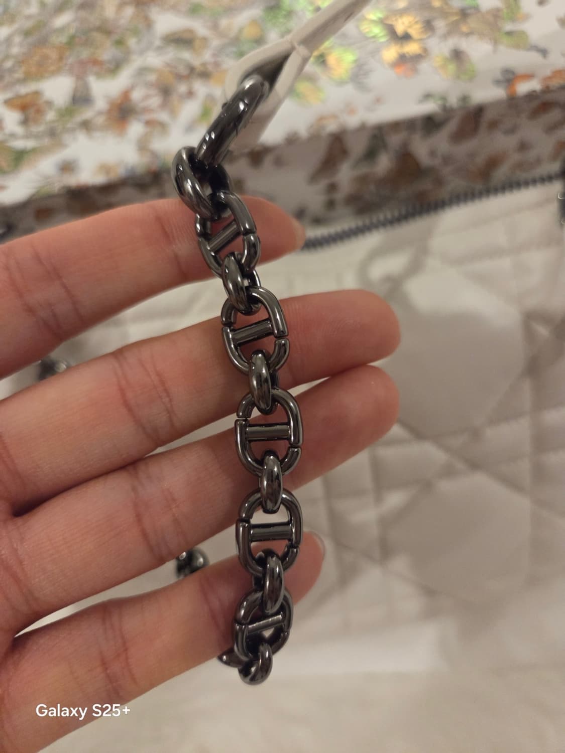 디올 카로 튤립  2022년 시즌백 상품이미지3