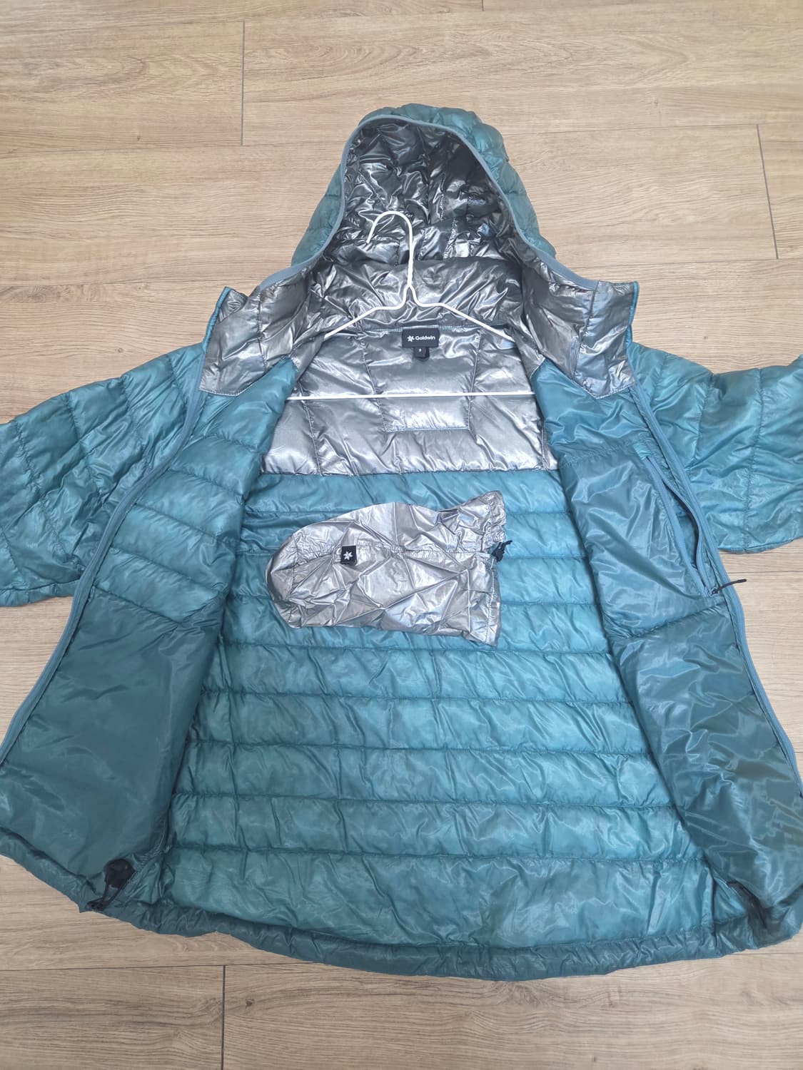 골드윈 경량패딩 상품이미지3