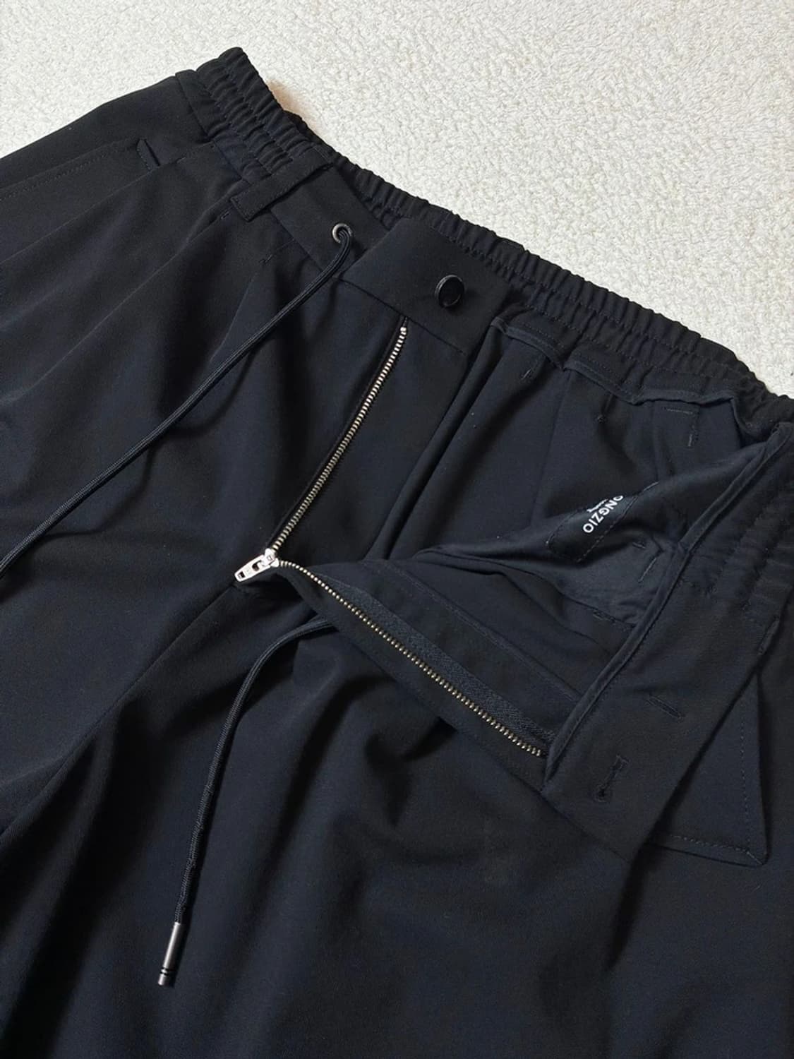 지오송지오 옴므 23ss 컬렉션 코쿤 벌룬 와이드 다트 팬츠 PN7143 상품이미지4