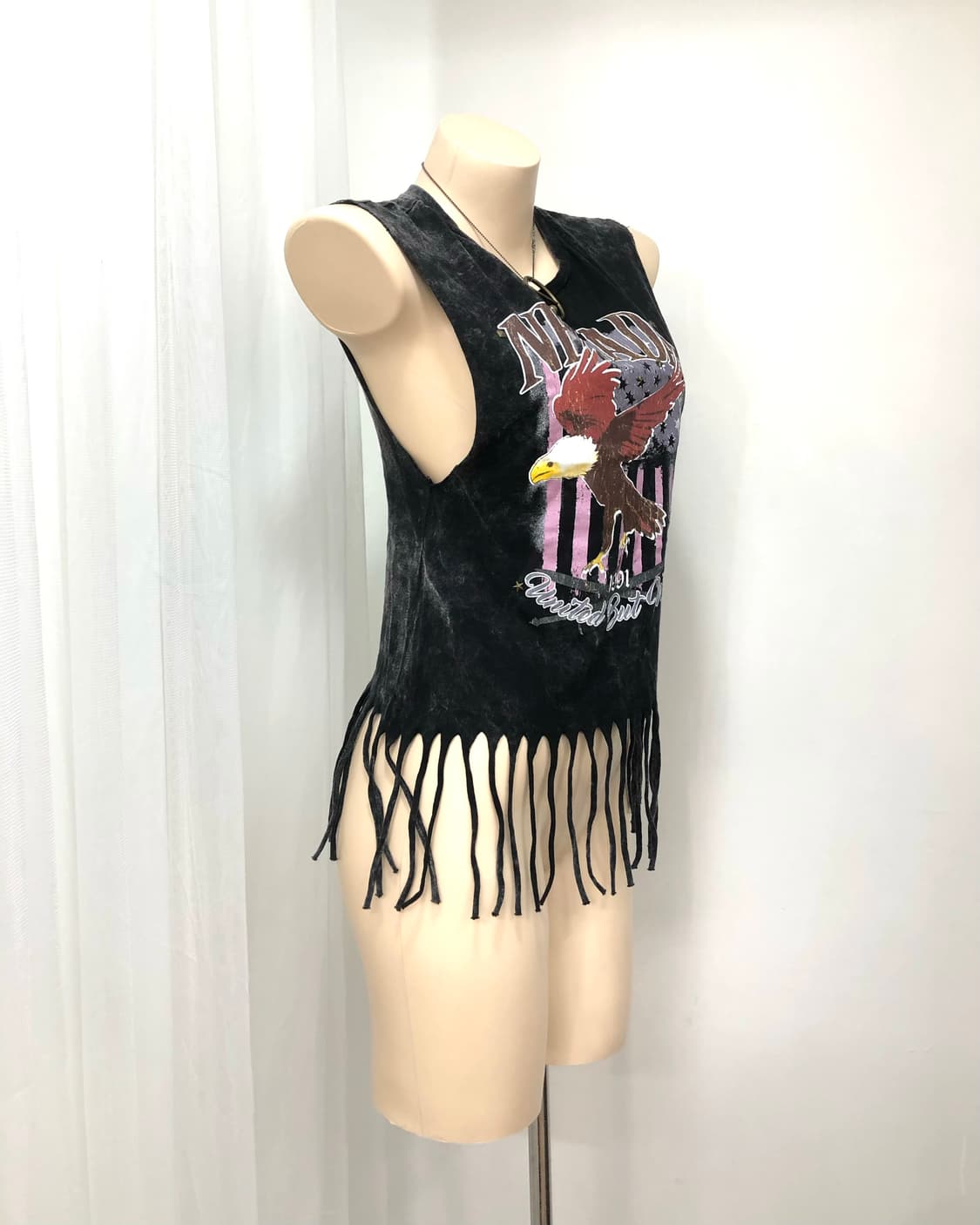 charcoal graphic print tassel sleeveless 상품이미지3