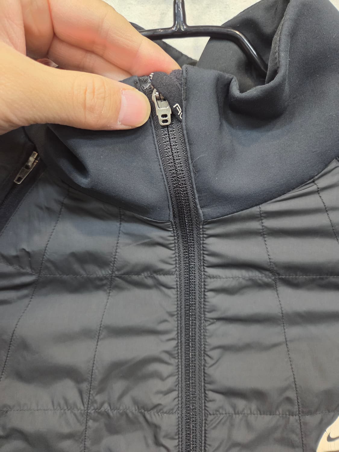 나이키 acg 올드스쿨 여성 조끼겸용 방풍 경량패딩 자켓 m 상품이미지7