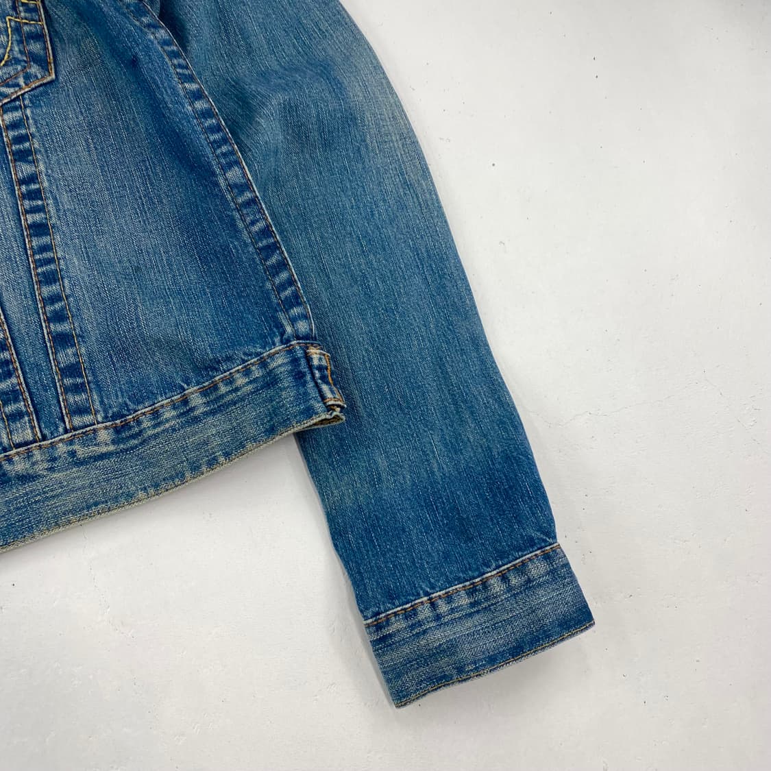 트루릴리전 스티치 포켓 데님 트러커 자켓 (100) 상품이미지6