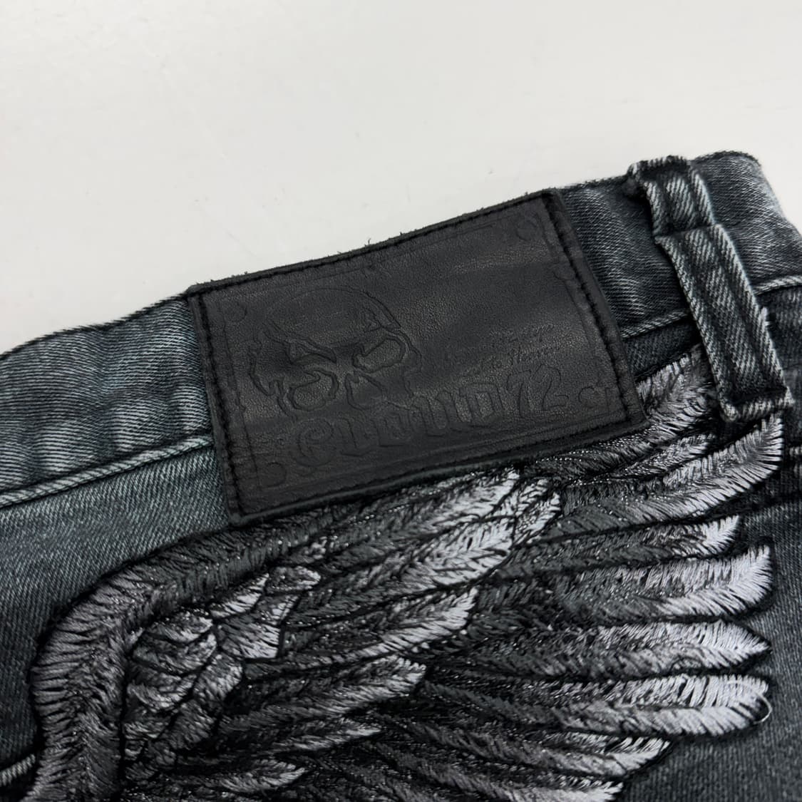 클라우드 72 스컬 해골 자수 새깅 락 펑크 바이커 데님팬츠 상품이미지7