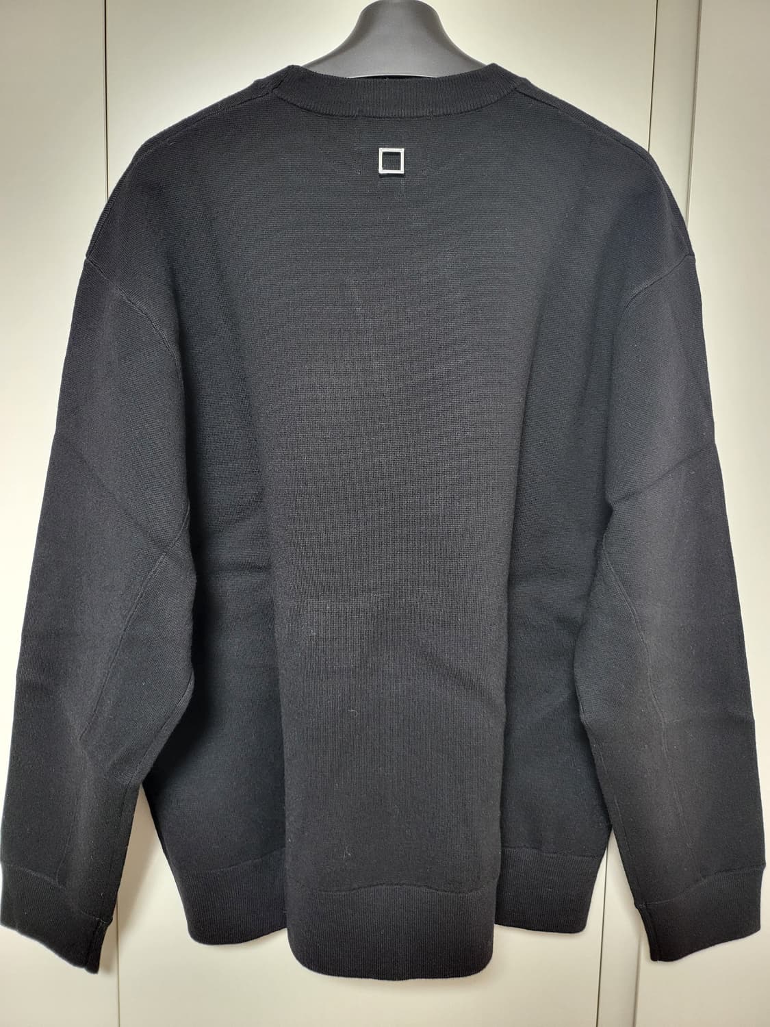 (새상품)우영미 라운드넥 울 스웨터 블랙(48) W251KN01508 상품이미지2