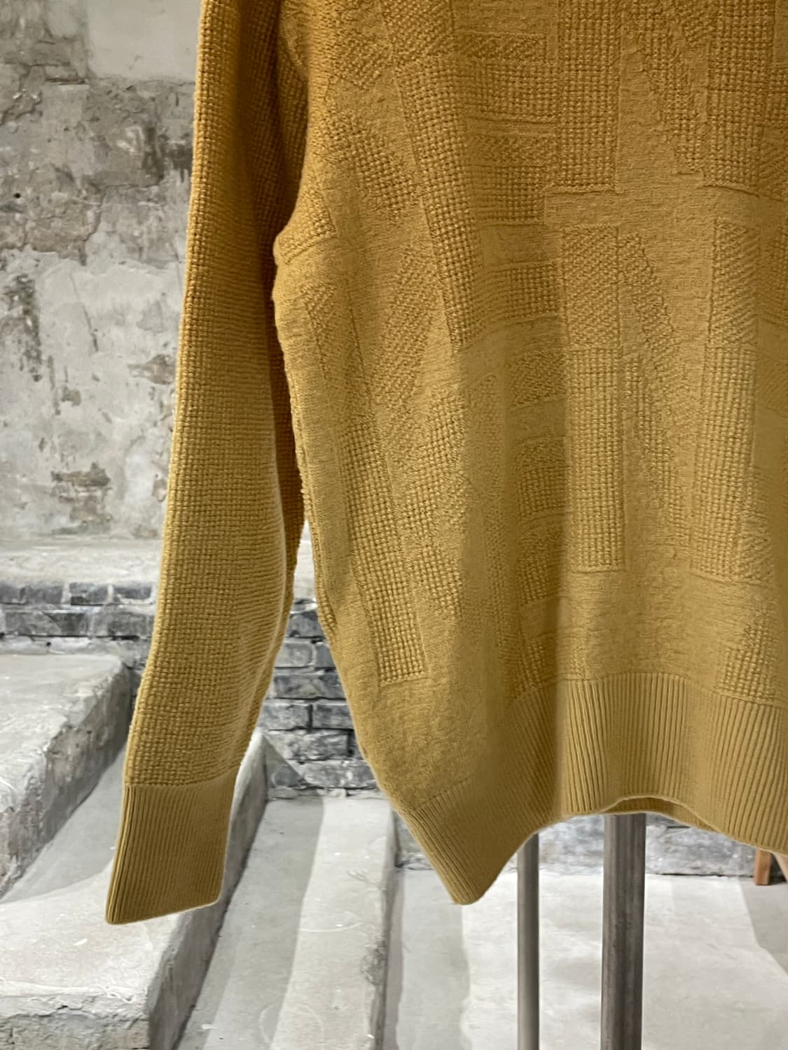 겐조 골프 골드 그라데이션 자카드 울 니트 상품이미지4