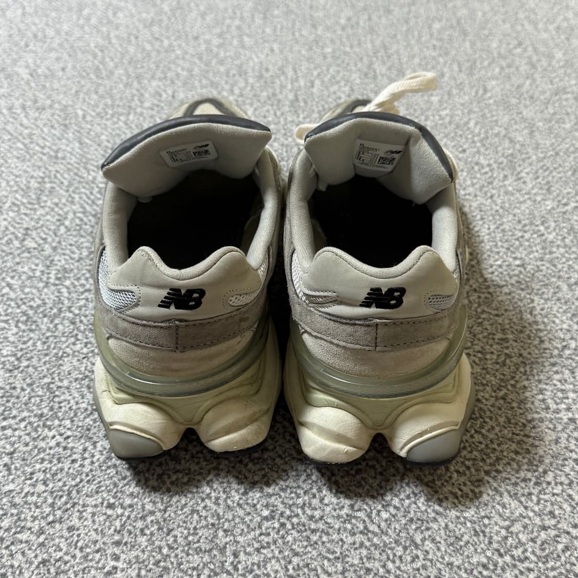 [정가 19만원] 뉴발란스 9060 그레이 265 상품이미지4