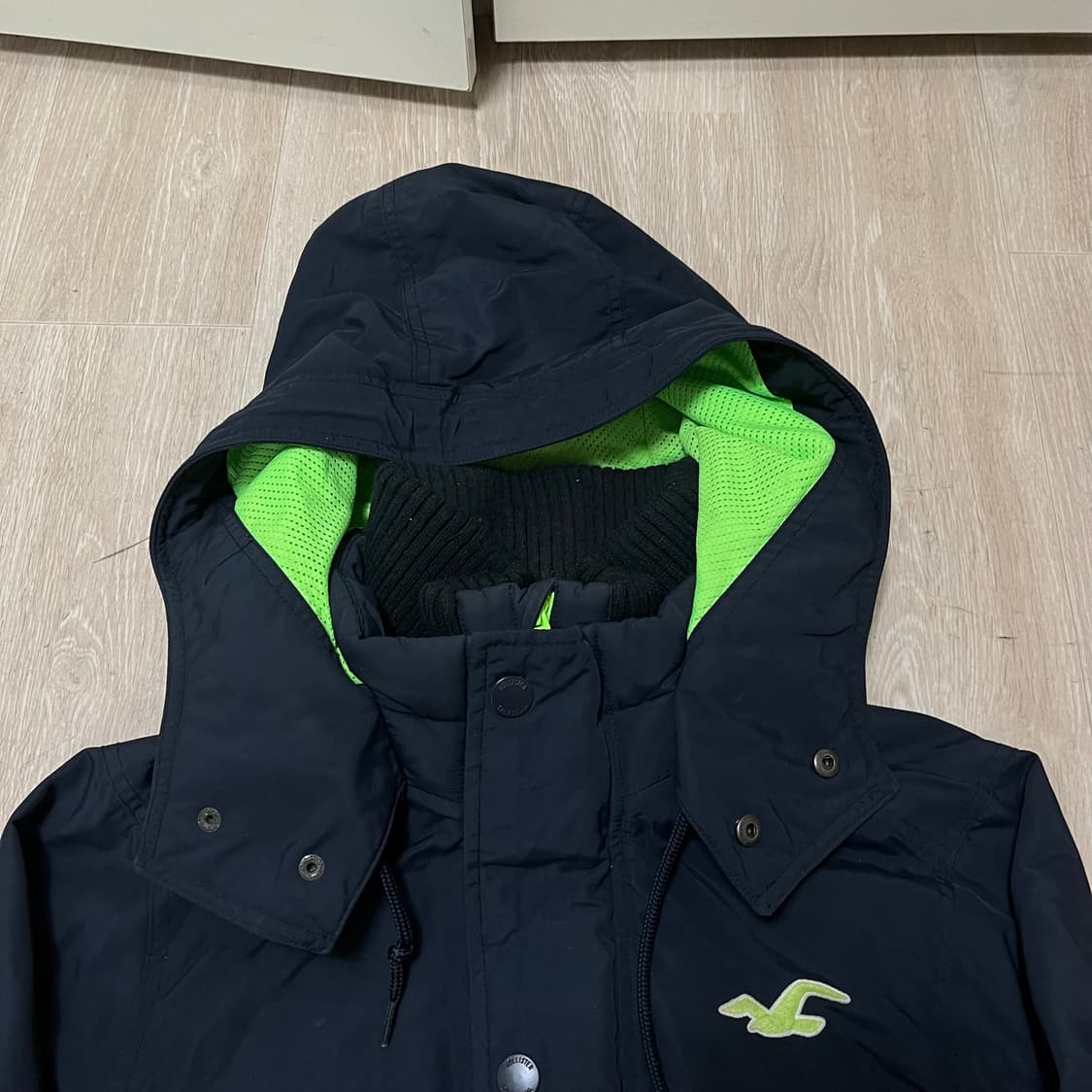 홀리스터 Hollister 로고 자수 후드 바람막이 자켓 L/100 상품이미지2