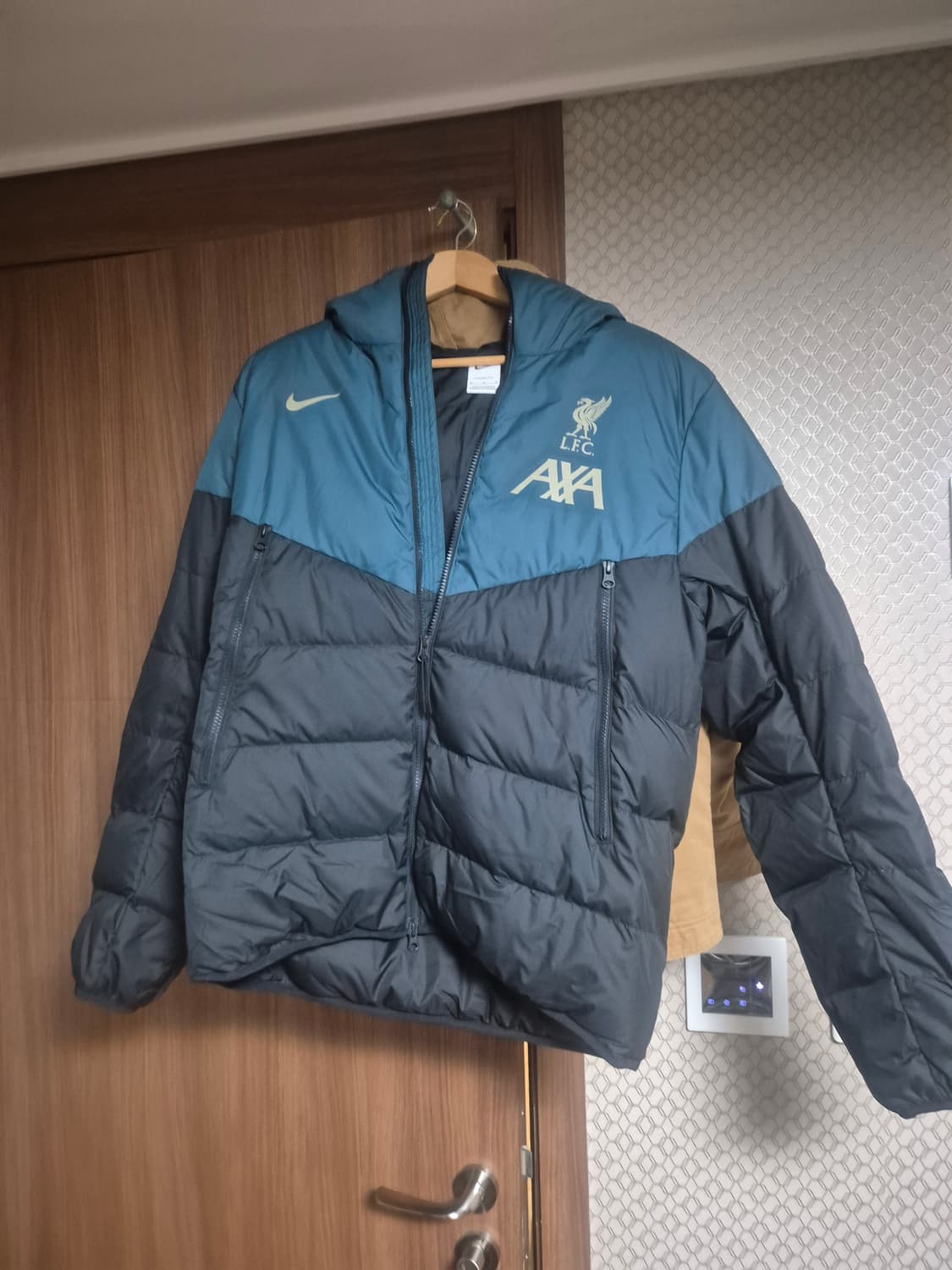 나이키 리버풀 패딩 m 100 상품이미지1