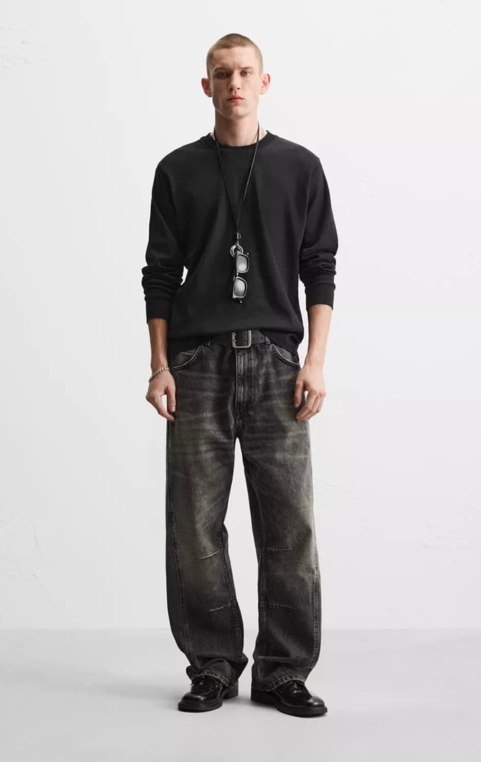 자라 배기핏 심라인 데님 32사이즈 판매합니다 상품이미지1