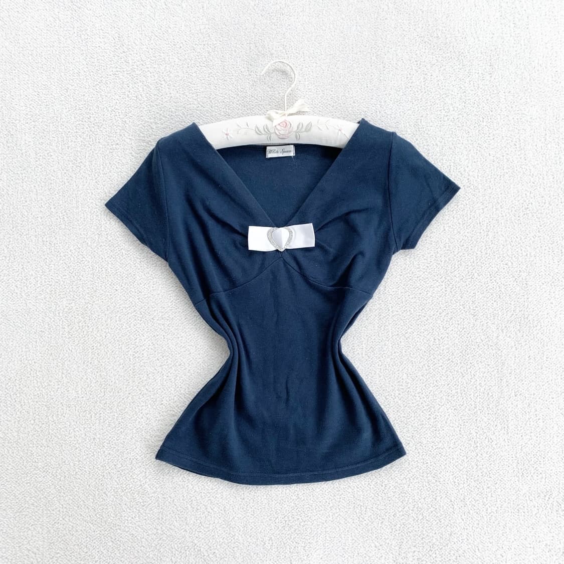 히메갸루 ♥ 네이비 새틴큐빅 리본 딱붙탑 상품이미지1